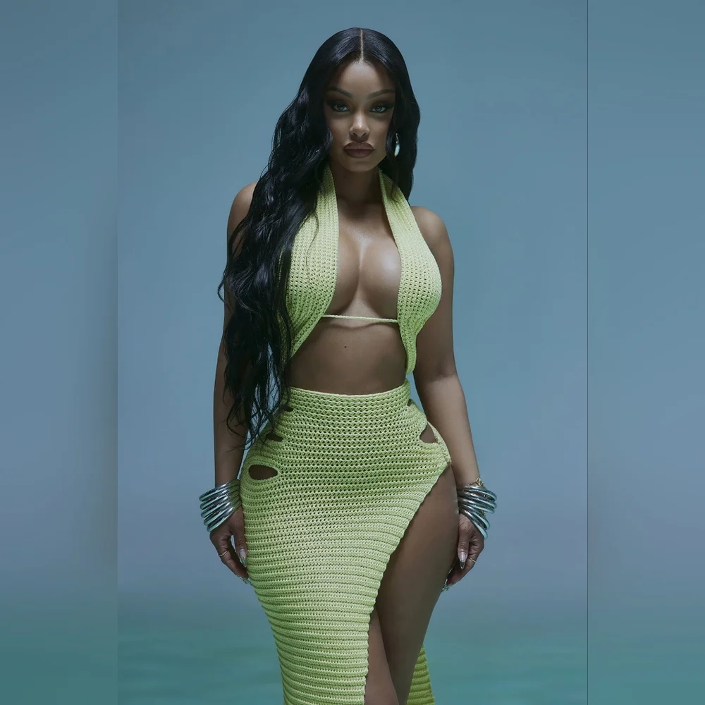 Fashion Nova Green Maxi Pencil Dress with Cut Out - Picture 4 of 4